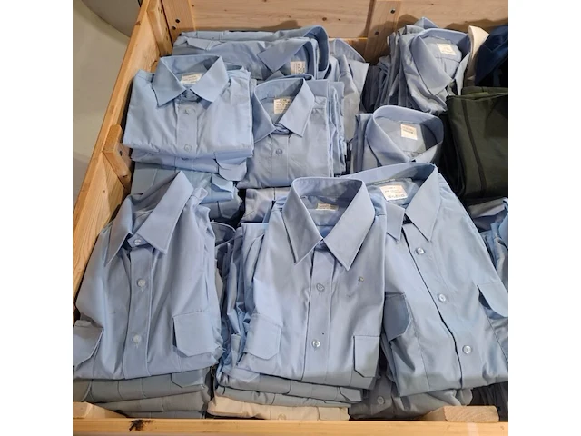 Partij diverse kleding - afbeelding 4 van  12