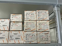 Partij diverse klemsan klemmen/eindplaten/etc - afbeelding 4 van  29