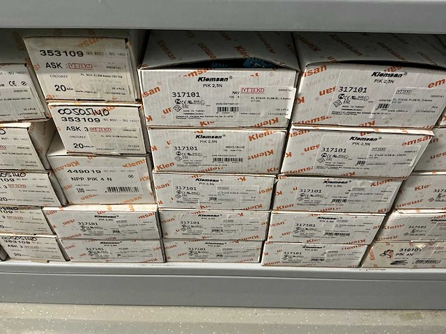 Partij diverse klemsan klemmen/eindplaten/etc - afbeelding 21 van  29