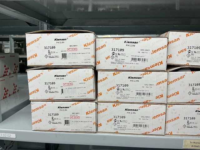 Partij diverse klemsan klemmen/eindplaten/etc - afbeelding 28 van  29