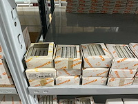 Partij diverse klemsan markeringsplaatjes (285x) verpakkingen - afbeelding 14 van  58