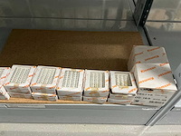 Partij diverse klemsan markeringsplaatjes (285x) verpakkingen - afbeelding 26 van  58