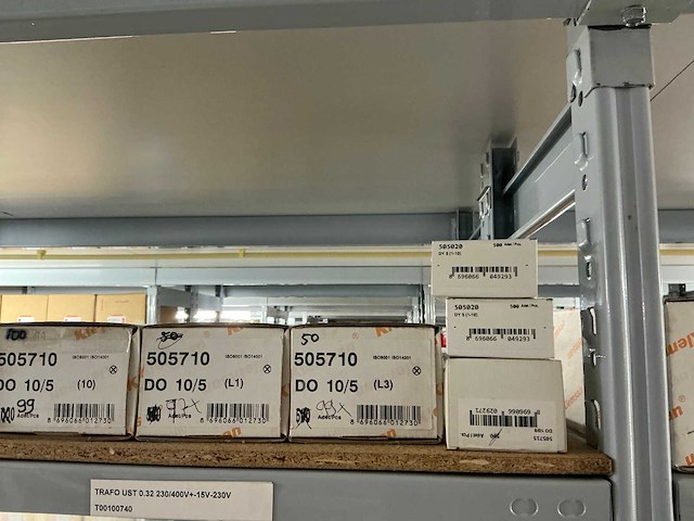 Partij diverse klemsan markeringsplaatjes (285x) verpakkingen - afbeelding 29 van  58