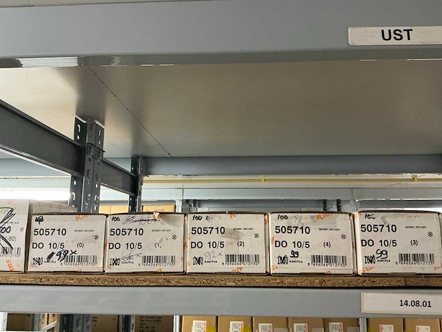 Partij diverse klemsan markeringsplaatjes (285x) verpakkingen - afbeelding 31 van  58