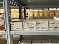 Partij diverse klemsan markeringsplaatjes (285x) verpakkingen - afbeelding 33 van  58