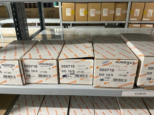 Partij diverse klemsan markeringsplaatjes (285x) verpakkingen - afbeelding 40 van  58