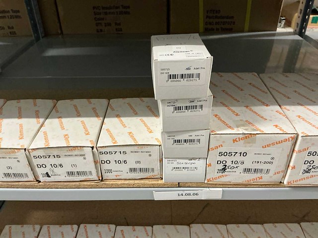 Partij diverse klemsan markeringsplaatjes (285x) verpakkingen - afbeelding 50 van  58