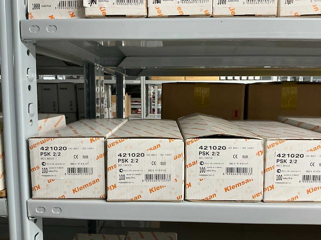 Partij diverse klemsan markeringsplaatjes (285x) verpakkingen - afbeelding 56 van  58