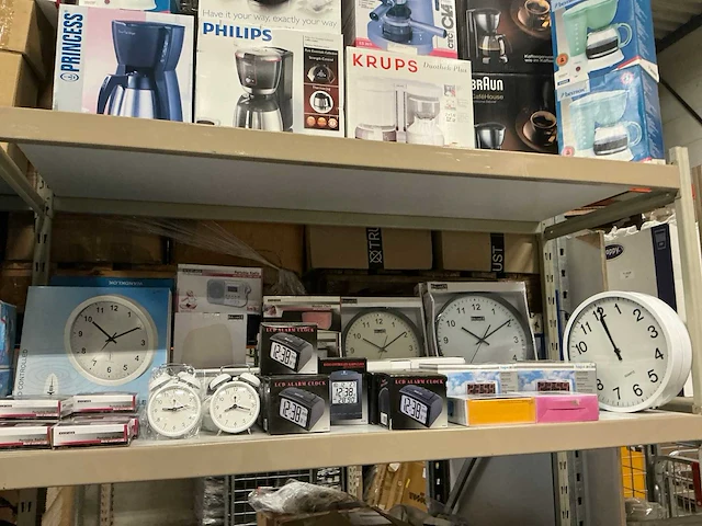 Partij diverse klokken/wekkers/radio’s (43x) - afbeelding 1 van  7