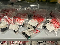 Partij diverse km drukknoppen/keuzeschakelaars/sig.lamp/sleutelschak./overige - afbeelding 4 van  18