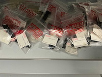 Partij diverse km drukknoppen/keuzeschakelaars/sig.lamp/sleutelschak./overige - afbeelding 9 van  18