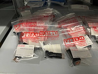 Partij diverse km drukknoppen/keuzeschakelaars/sig.lamp/sleutelschak./overige - afbeelding 16 van  18