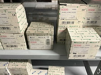 Partij diverse km instal automaat/stroomrails/aansluitklemmen/etc (239x) - afbeelding 5 van  23