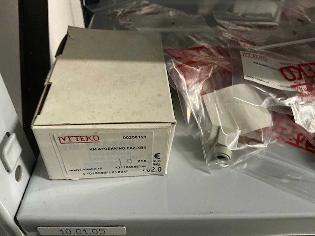 Partij diverse km instal automaat/stroomrails/aansluitklemmen/etc (239x) - afbeelding 11 van  23