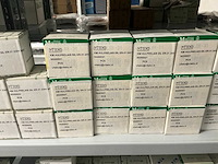 Partij diverse km schakelaars/sterpunt/hulprelais/etc (370x) - afbeelding 8 van  36