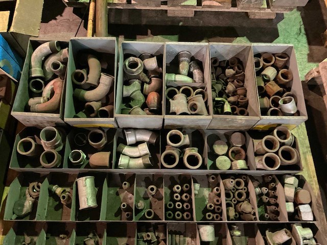 Partij diverse koppelingen - afbeelding 2 van  4