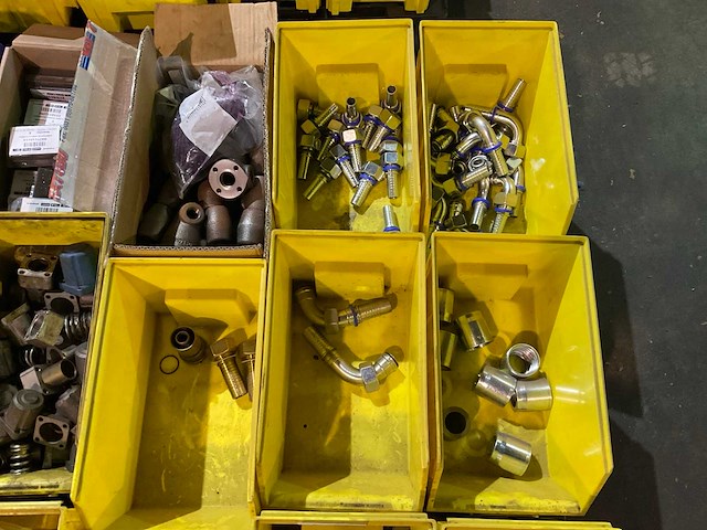 Partij diverse koppelingen - afbeelding 3 van  5