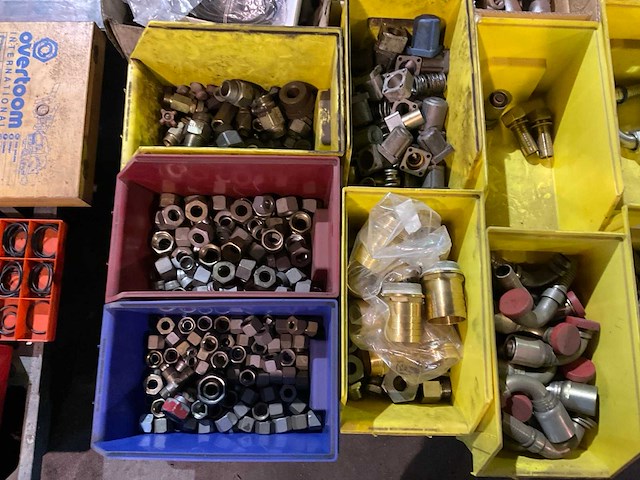 Partij diverse koppelingen - afbeelding 4 van  5