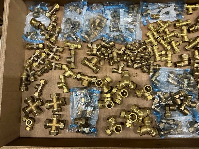 Partij diverse koppelstukken (807x) - afbeelding 2 van  10