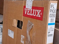 Partij diverse kozijn- en raamrestanten, velux - afbeelding 9 van  10