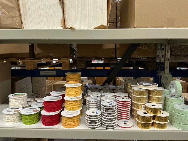 Partij diverse kragoart/packara/vivant/prasent rollen (226x) - afbeelding 1 van  11