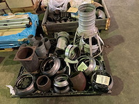 Partij diverse kramp aanlasdelen en koppelingen - afbeelding 2 van  2