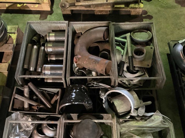 Partij diverse kramp aanlasdelen en koppelingen - afbeelding 2 van  3