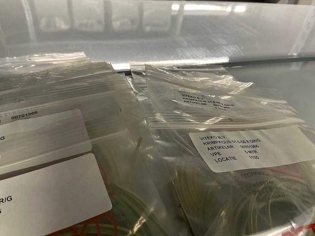 Partij diverse krimpkous/isolatiekous/etc (96x) - afbeelding 4 van  23