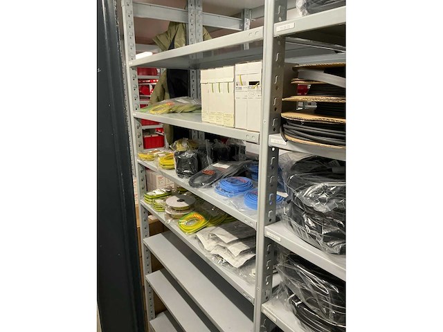 Partij diverse krimpkous/isolatiekous/etc (96x) - afbeelding 17 van  23