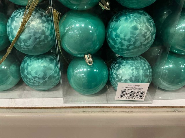 Partij diverse kunstkerstballen 6cm 24/set (83 sets) - afbeelding 5 van  7