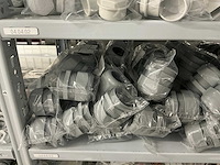 Partij diverse kunstof moeren/wurgwartels/reduceerringen/etc - afbeelding 2 van  30