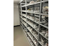 Partij diverse kunstof moeren/wurgwartels/reduceerringen/etc - afbeelding 11 van  30