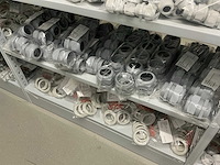 Partij diverse kunstof moeren/wurgwartels/reduceerringen/etc - afbeelding 13 van  30