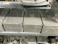 Partij diverse kunststof kasten (339x) - afbeelding 2 van  29