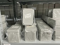 Partij diverse kunststof kasten (339x) - afbeelding 10 van  29