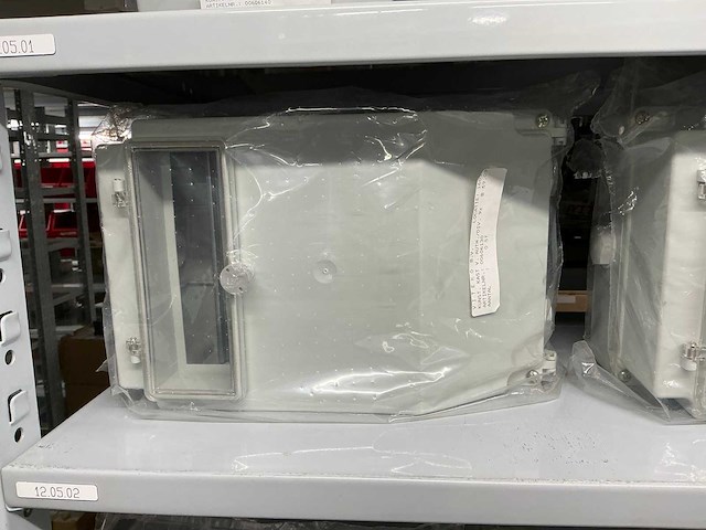 Partij diverse kunststof kasten (41x) - afbeelding 21 van  23