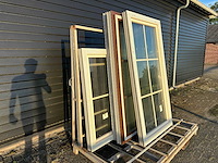 Partij diverse kunststof kozijnen met dubbel glas – 5 stuks - afbeelding 5 van  5