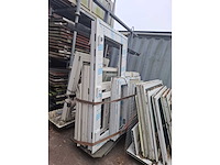 Partij diverse kunststof kozijnen - afbeelding 2 van  3