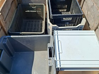 Partij diverse kunststof kratten en kisten - afbeelding 11 van  14