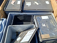 Partij diverse kunststof kratten en kisten - afbeelding 3 van  14