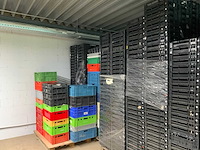 Partij diverse kunststof kratten - afbeelding 4 van  6