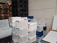 Partij diverse kunststof opberg bakken - afbeelding 2 van  10