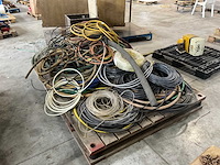 Partij diverse kunststof slangen - afbeelding 3 van  6