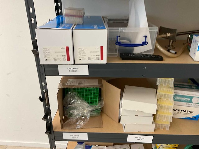 Partij diverse lab benodigdheden - afbeelding 3 van  9