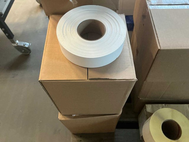 Partij diverse labels - afbeelding 9 van  12