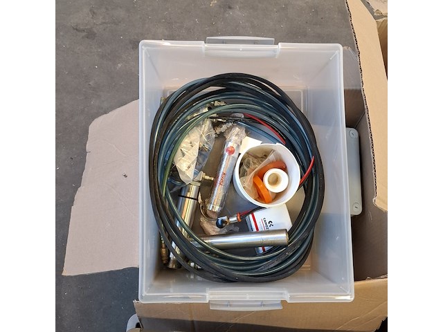 Partij diverse laboratorium benodigdheden - afbeelding 5 van  16