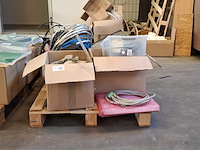 Partij diverse laboratorium benodigdheden - afbeelding 9 van  16