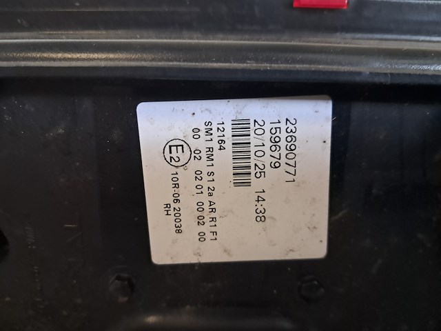 Partij diverse lampen en andere elektronica - afbeelding 9 van  11