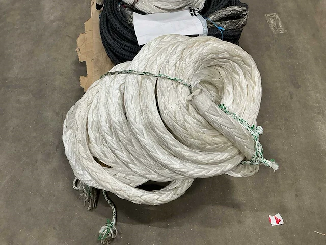 Partij diverse landvasten en dyneema touw beroepsvaart - afbeelding 3 van  4