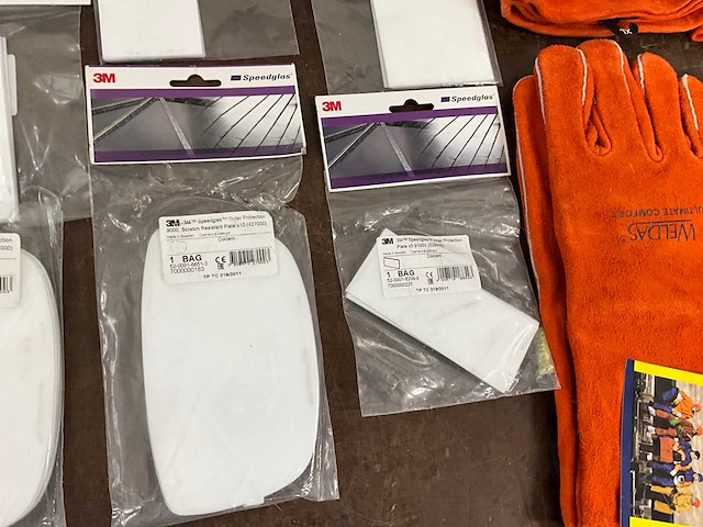 Partij diverse lastoebehoren - afbeelding 2 van  13